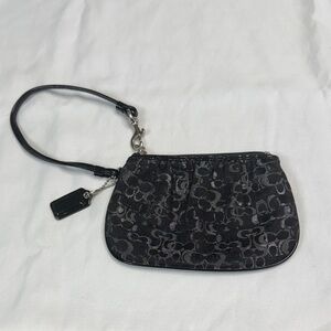 Coach signature jacquard Black and silver metallic Patterned Wristlet EUC
